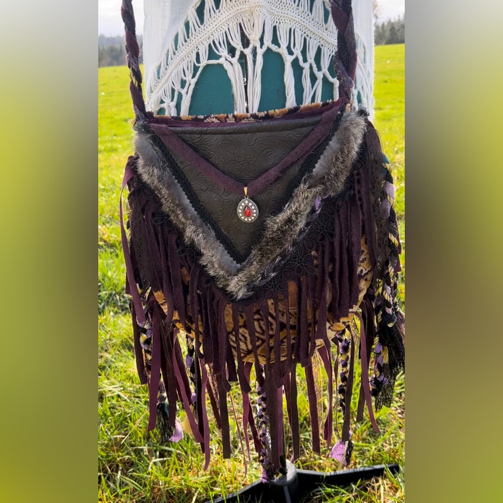 Handmade Purple Tapestry Rabbit Fur Leather Fringe Purse ✨one of a kind upcycled